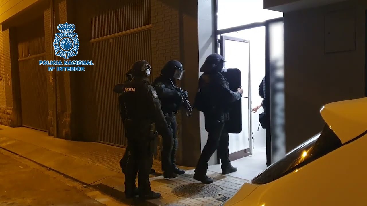 Detenida en Pamplona una persona que poseía cientos de manuales para la autocapacitación terrorista