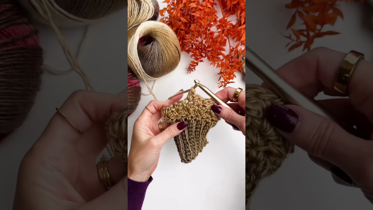 Chunky Suzette Mitten Crochet Pattern #crochet #fallcrochet #crochettutorial