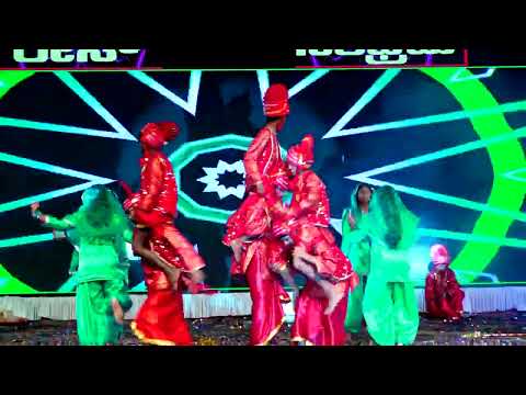 PUNJABI FOLK DANCE HIGHSCHOOL - RACE SAMBHRAMA