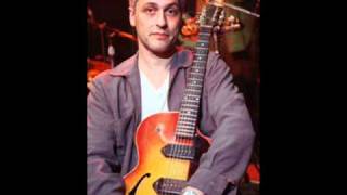 Marc Ribot - While My Guitar Gently Weeps chords