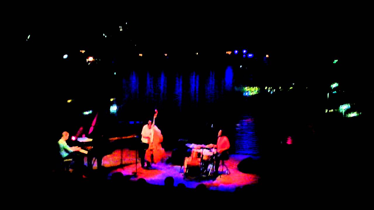 Craig Taborn Trio w/ Thomas Morgan, Gerald Cleaver Craig Taborn Trio w/ Thomas Morgan, Gerald Cleaver