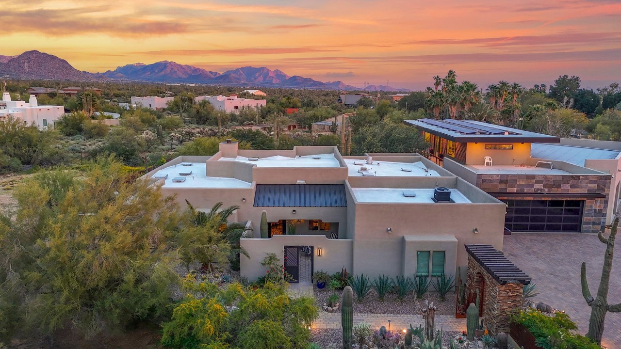 Spectacular Desert Compound in North Scottsdale! Listed by Cashman ...