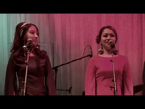 The Barberettes 바버렛츠 Chatting Mr Postman Marvelettes Cover Little Gals Live Forge London