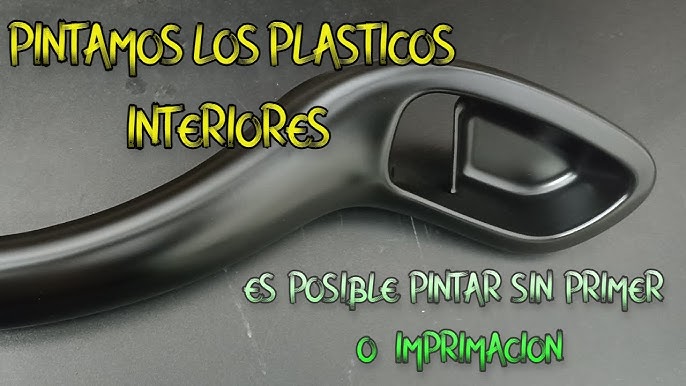Cómo limpiar y renovar los plásticos del interior del coche - ViaMichelin  Magazine