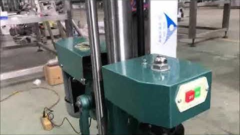 Semi automatic crown capping machine