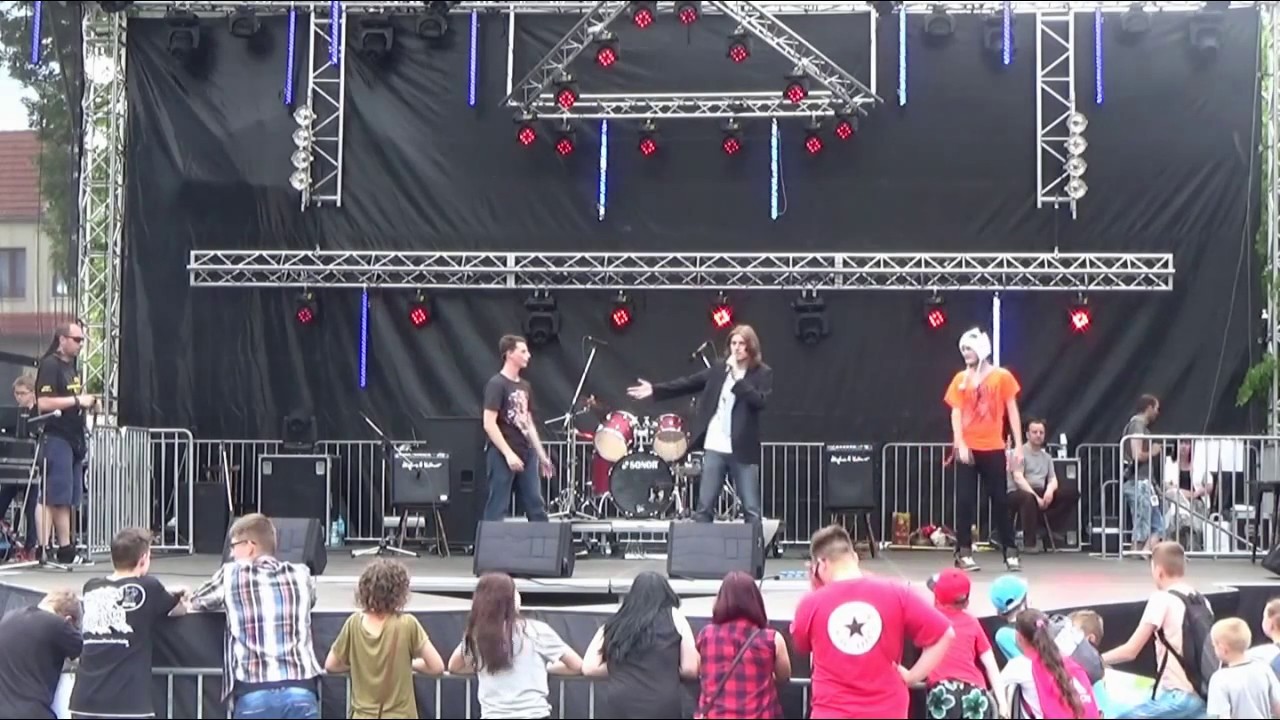 Grupa Teatralna Limier - Yoloswag - .