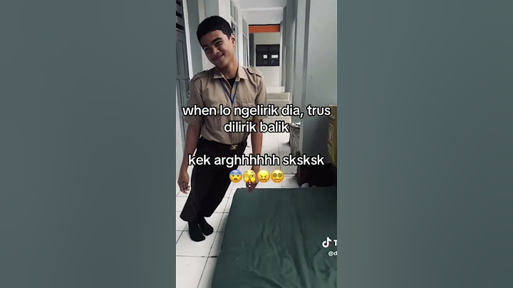 muka berusaha b aja tapi dalam  hati anj salting gw cokkk🤭