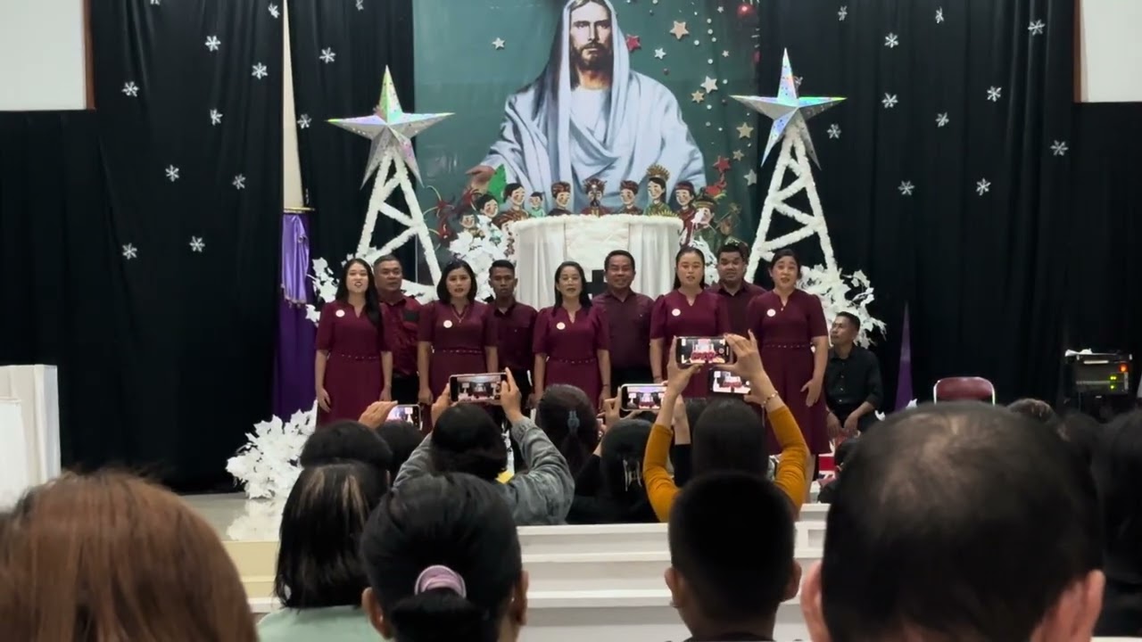 Juara 3 Lomba Vokal Grup Natal, Jemaat Bukit Zaitun Tomata, Sulawesi Tengah