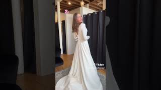 who loves long sleeves? 🙋‍♀️💕 #shorts #bonbonbelle #bridal #weddingdress #wisconsinbride #wedding