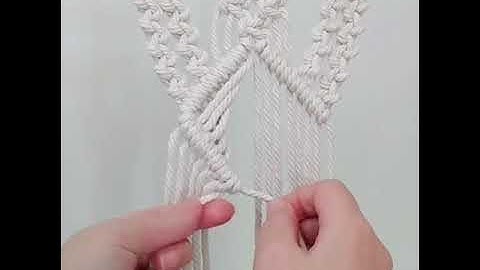 DIY Beginner Macrame Tutorial | Macrame Diamond Pattern