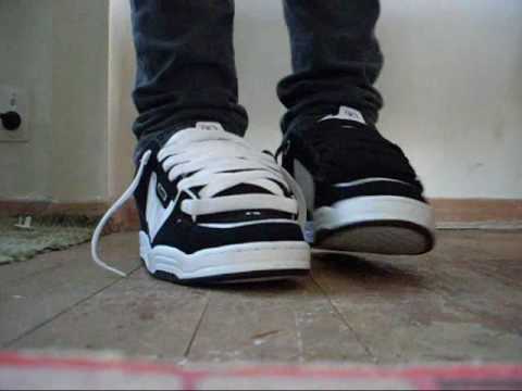 Globe fusion shoeplay - YouTube