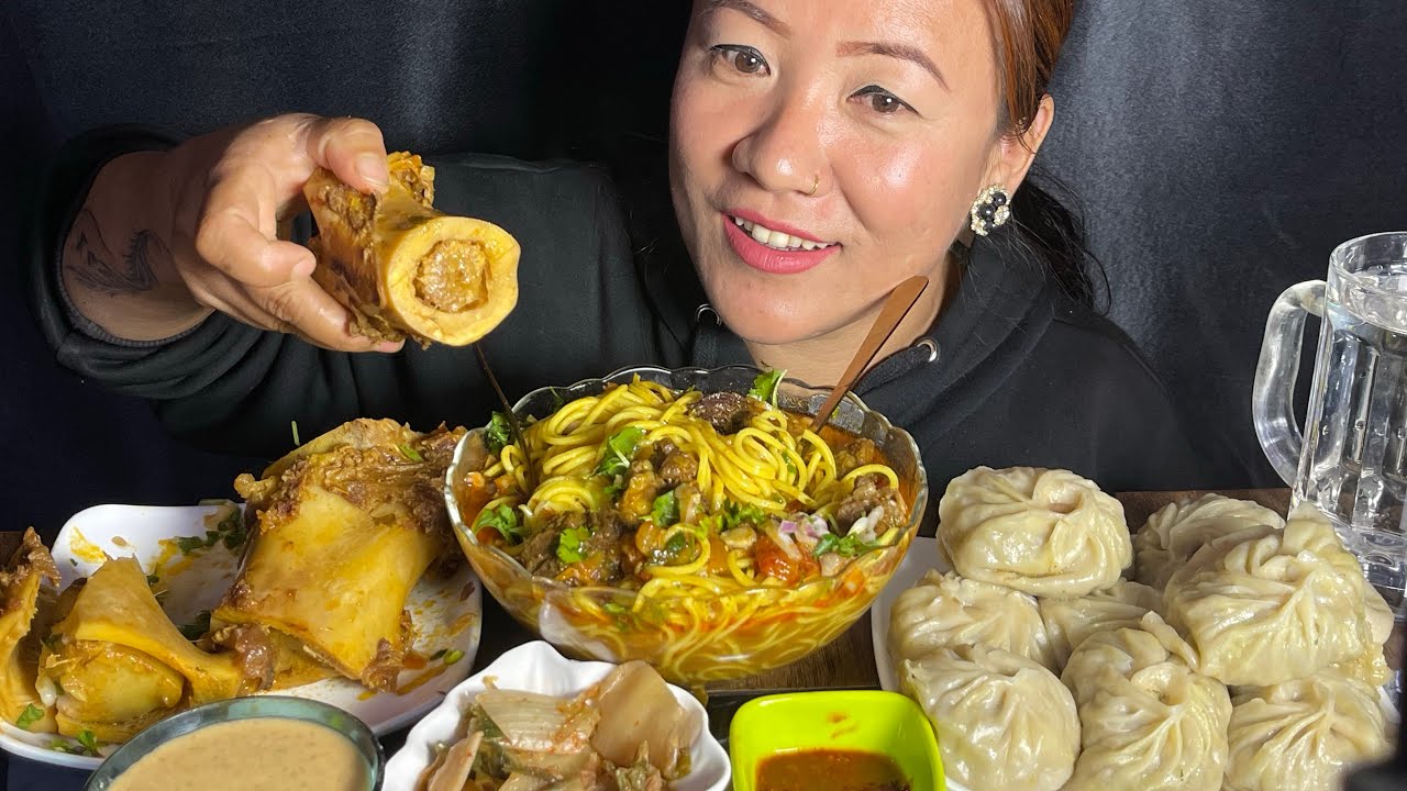 BUFF THUKPA ,BUFF MOMO & BUFF BONE MARROW WITH KHIMCHI 😋|| RUBI RAI MUKBANG 🙏