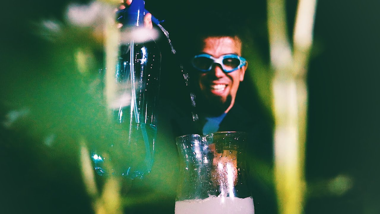 TOS (video clip) - Caballitos de Pelota - YouTube