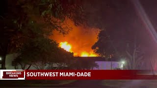 Fire reported in Pinecrest