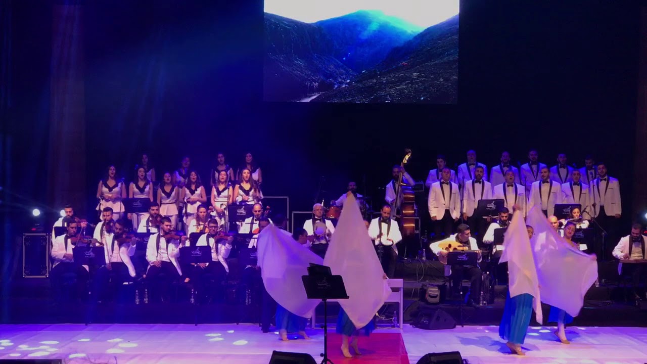 حبايبنا حولينا (زكي ناصيف ) غناء فرقة سراج