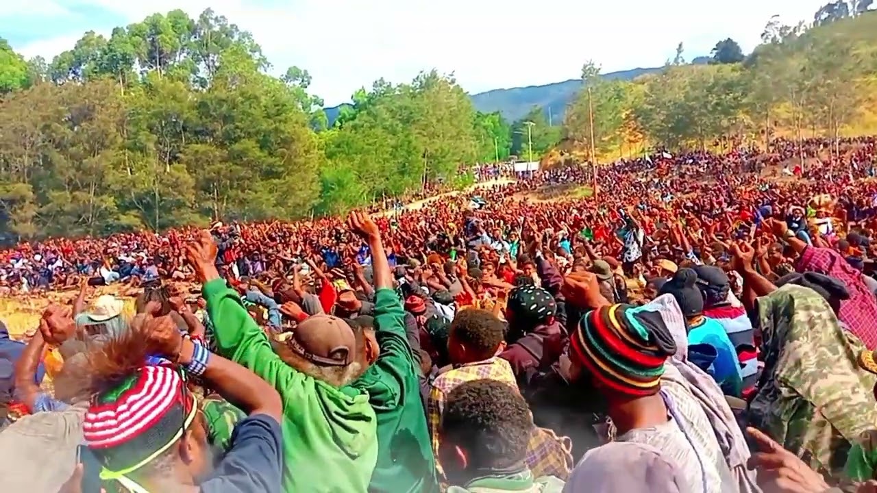 DEKLARASI CALON BUPATI DAN WAKIL BUPATI KAB. LANNY JAYA. YEMIS B. KOGOYA S.Ip & TANUS KOGOYA S.Pd
