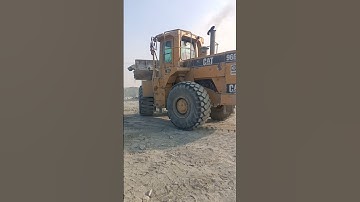 Bobcat Loader Feeding Jaw Crusher with Stones! 🚜💥 #shorts #heavymachinery