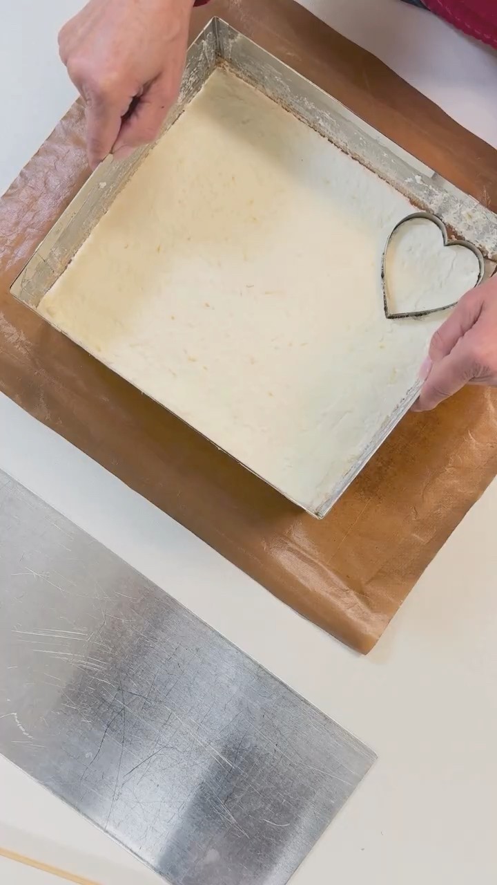 Kleine Herztörtchen selber machen – Einfache Backidee für besondere ...