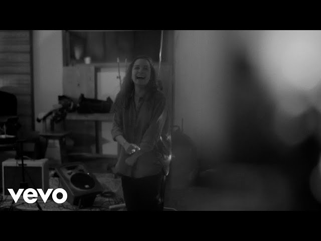 Natalia Lafourcade - Caminar bonito (Video Lyric)