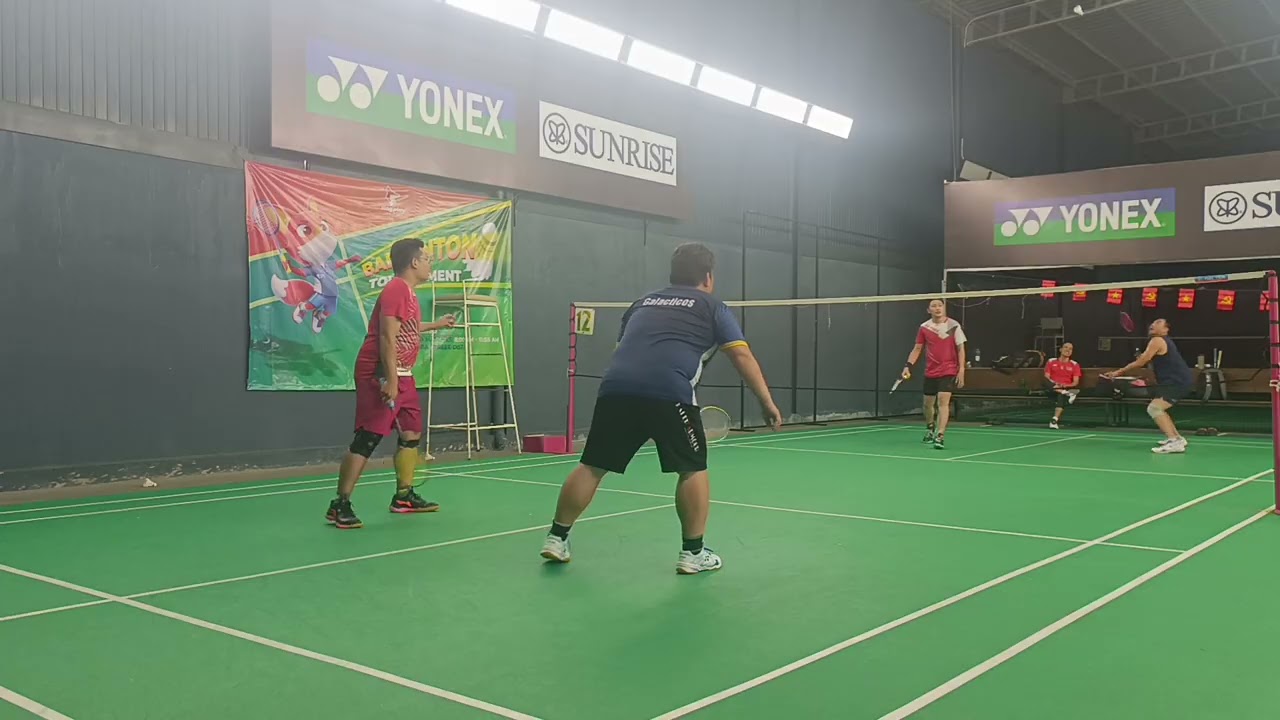 Khai vợt mùng 5 Tết : Văn - Tri vs Hậu - Thành