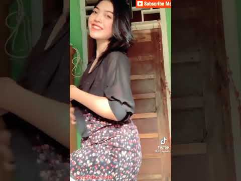 tik tok ABG goyang hot ( elsayovita21 ) part 1