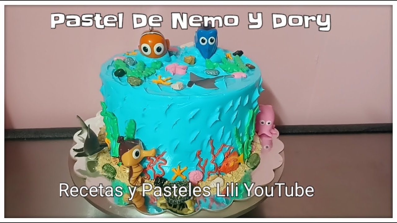 Cómo Decorar Un Pastel De Nemo Y Dory/ En Chantilly - YouTube