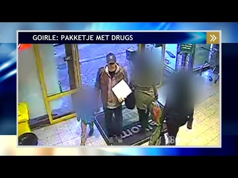 Beelden van de man die drugs wil versturen in Goirle Beelden van de man die drugs wil versturen in Goirle