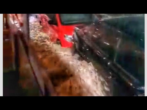 فيضانات عنيفه توكمان الارجنتين