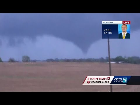 KCCI meteorologist Zane Satre captures video of Union County tornado