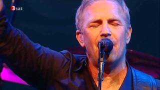 Kevin Costner &amp; Modern West - Turn It On - live