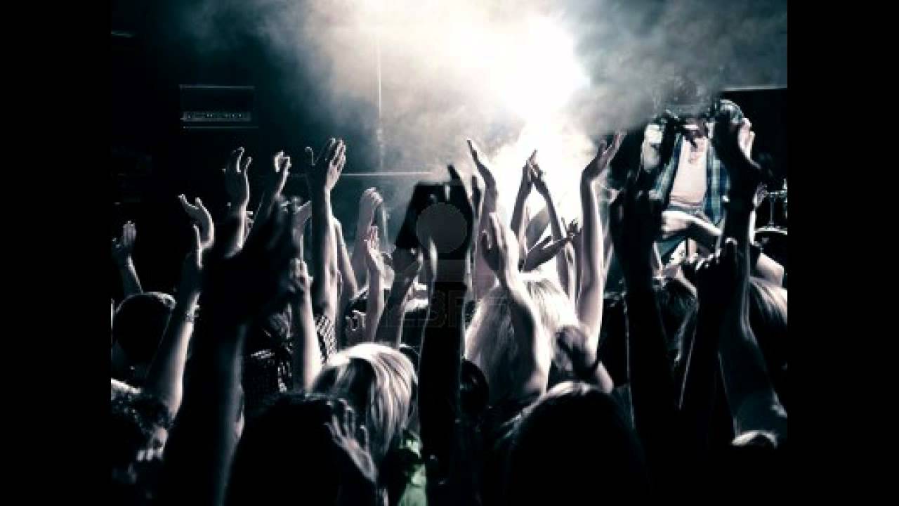 DJ Gollum feat. DJ Cap - Handzup isn't Dead