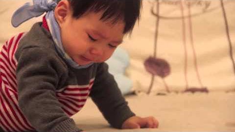 Cậu bé chim cánh cụt :))