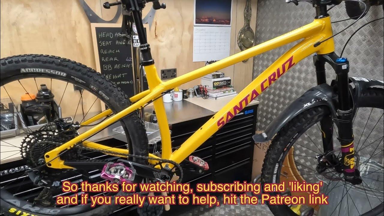 Santa Cruz Chameleon 8 R MX : Workshop Walk Round - YouTube