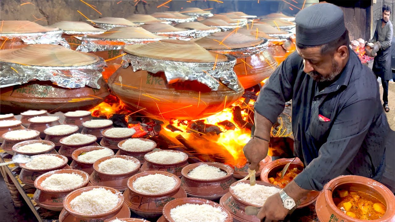 TRADITIONAL INDIAN STYLE POT BIRYANI MAKING  MATKA MUTTON  CHICKEN BIRYANI RECIPE  BIRYANI COOKING