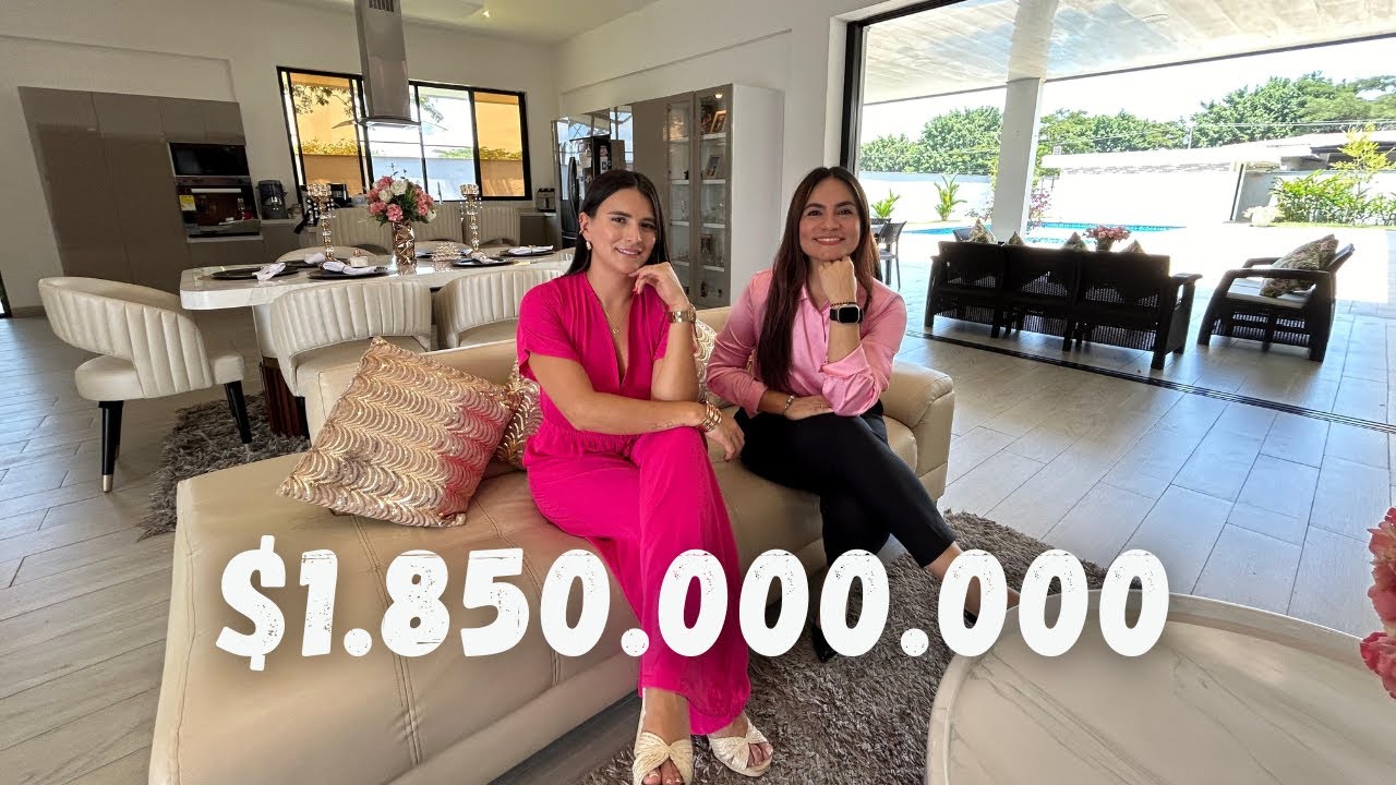 VENDO CASA DE LUJO CON LAGO Y PISCINA EN LA MORADA - JAMUNDÍ $440,116 USD