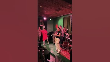 We are jamming on the sunny side of the street with wonderful Evilena Protektor and Andre Polovko! ￼