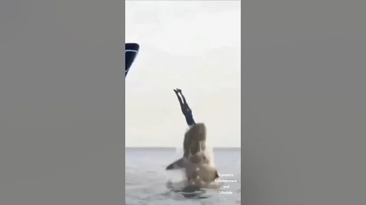 What kind of dream is this? #viralreels #comedy #christmas