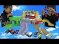 トーマス トミカ ハラハラ操車場 & 貨車がいっぱい連結セット おもちゃ Thomas And Friends toy tomica