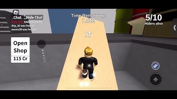 Hacker gets caught (Hide and Seek Extreme Roblox)