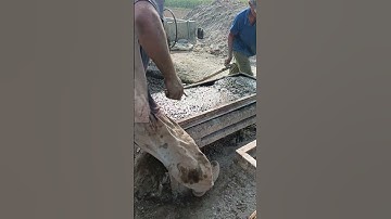 Concrete Slab Pouring Work in Pakistan#PakistaniBuild #ConcreteWork #CivilDIY #Shorts