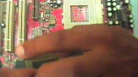 Computer Hardware in Urdu( processor fitting on the boards) Part 10.wmv