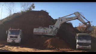 Terex RH30 F Excavator - Loading Trucks