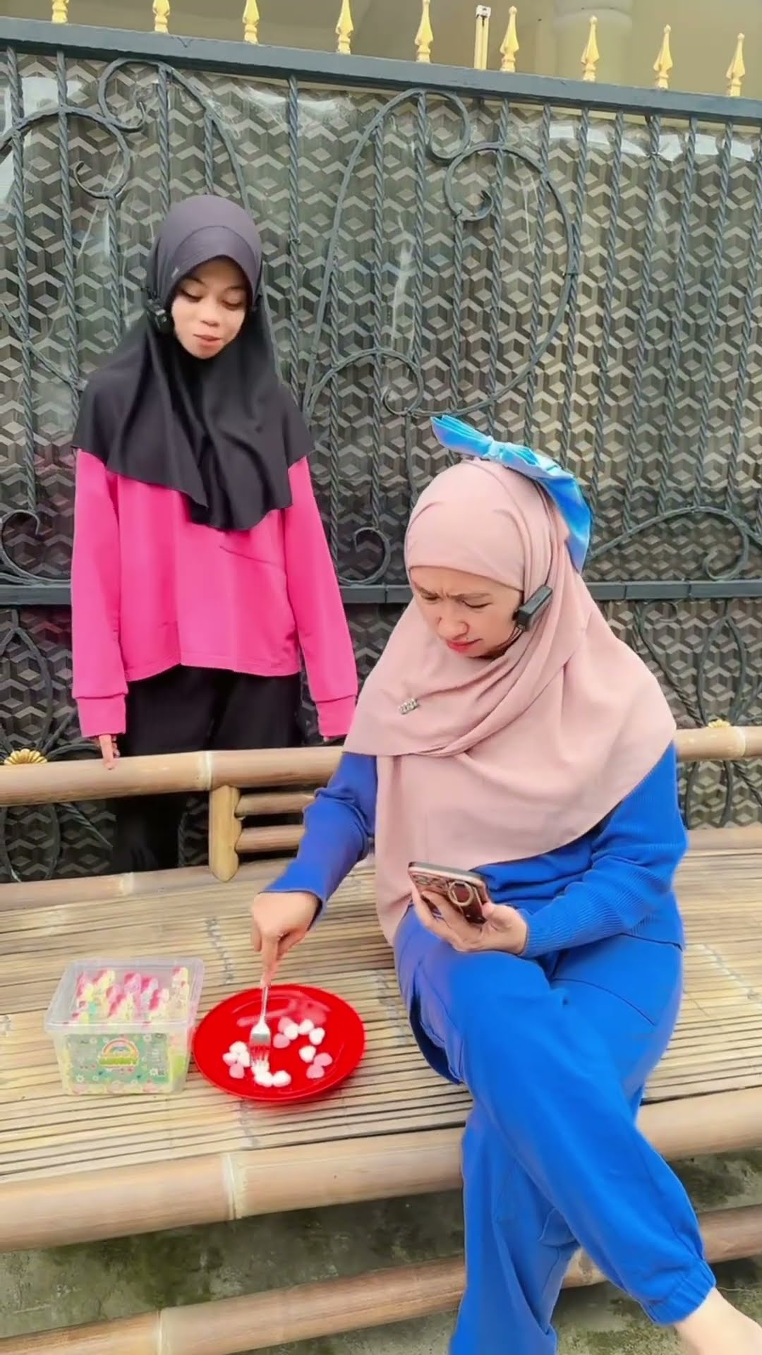 AINUN NGERJAIN BUNDA DIJAH MALAH DIKERJAIN BALIK