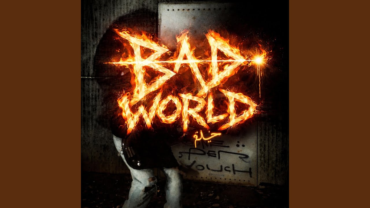 Guarda BADWORLD su YouTube Guarda BADWORLD su YouTube