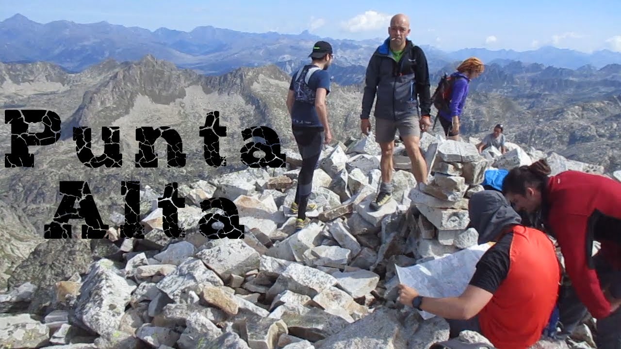 vistas-desde-el-punta-alta-de-comalesbienes-3014m-youtube