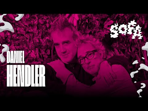 Sofá #1 - Daniel Hendler