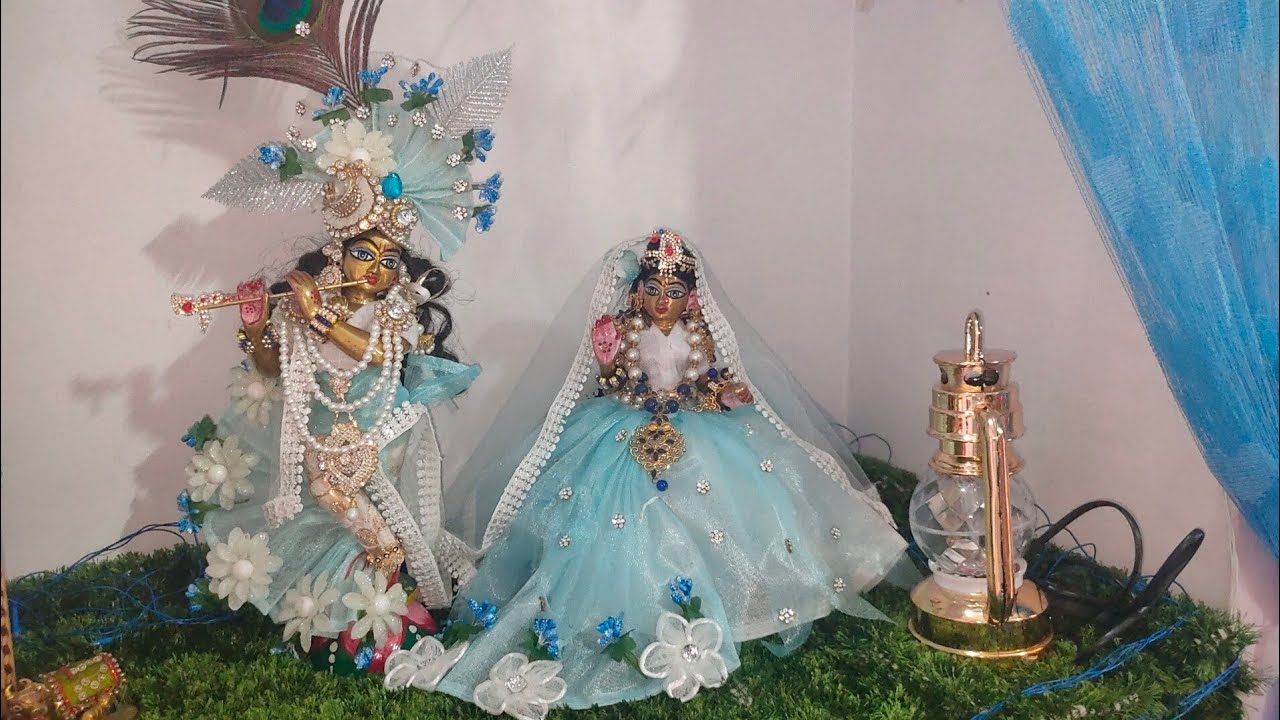 युगल सरकार के लिए बनाएं एकदम नए स्टाइल की खूबसूरत सी ड्रेस