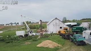 Tree is cut down on the farm (fast motion)
We hated to take down this wonderful shade tree, but several branches had blown down already, and the rest of it was threatening the hay barn.
Saxophone music from http://toolofgod.com/my-music/royalty-free-benny-hill-theme-style-alternative/
http://www.annshorsefarm.com
http://annshorsefarm.com/franciss-blog/ (our daily blog) Tree is cut down on the farm (fast motion)