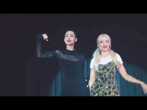 #SOYLUNA DOVE CAMERON AND SOFIA CARSON