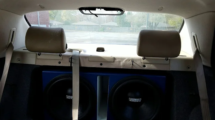 Sundown Sa 15's playing some tech n9ne on a saz 3500 .5 ohm